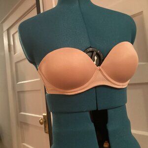 32C Convertible Strapless push-up bra, like new!
